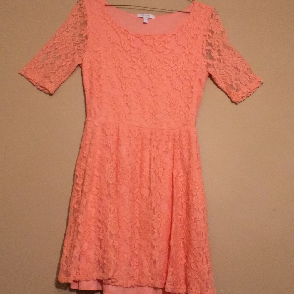 Dress - Picture 2 of 4